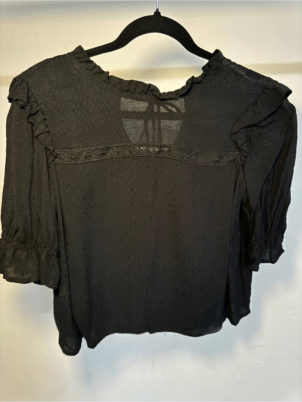 wild fable Black Ruffled Short-Sleeve Blouse